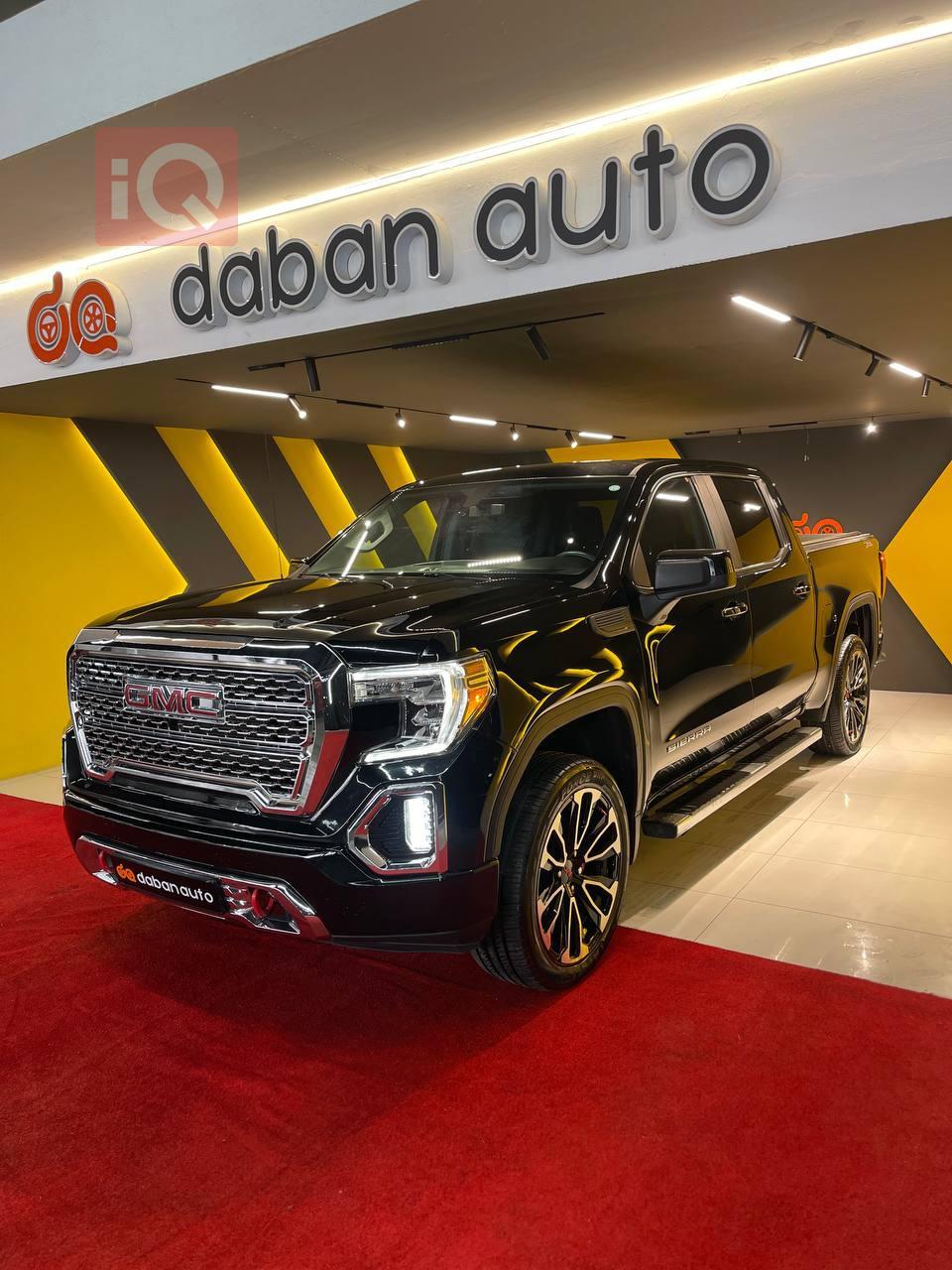 GMC Sierra